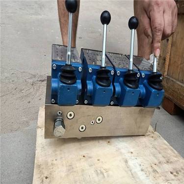 A6V80全液压钻机马达坑道钻机ZDY1200S